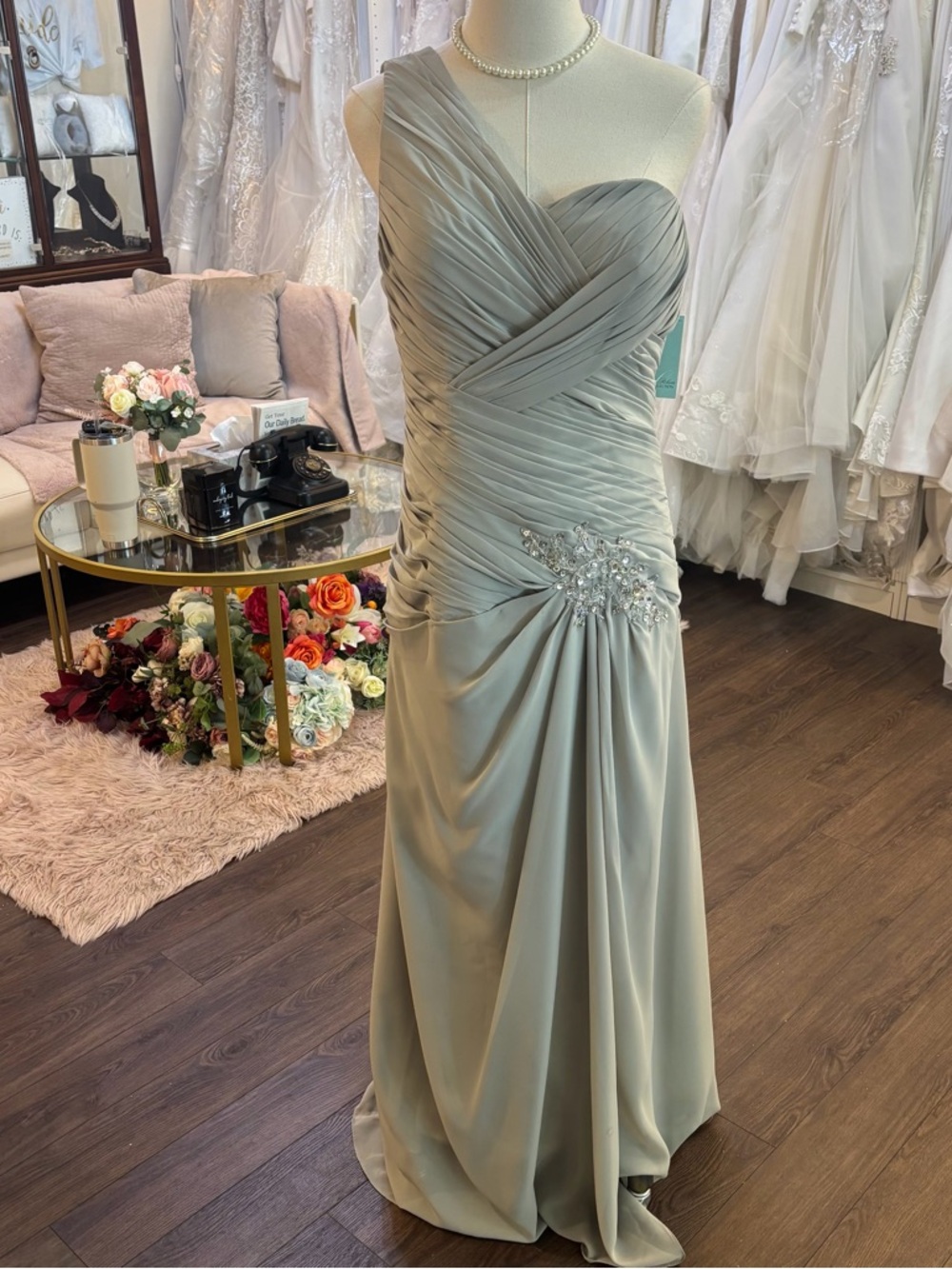 Elegant One-Shoulder Sage Green Evening Dress with Beaded Detail